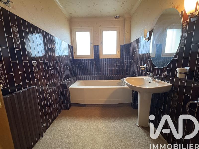 Maison de village - 137 m² - 6 pièces