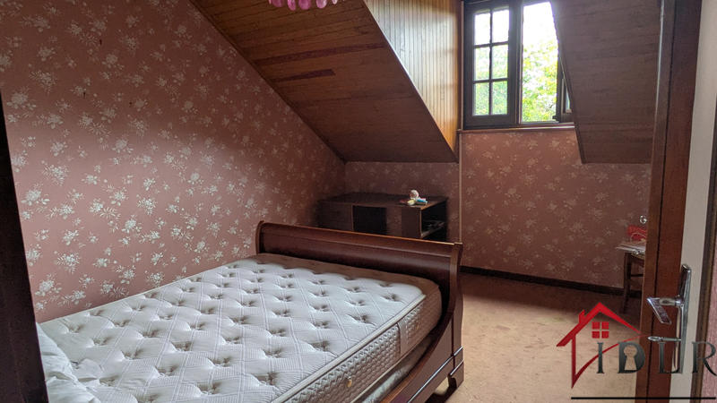 Maison - 210 m² - 6 pièces