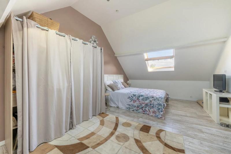 Maison - 167 m² - 7 pièces