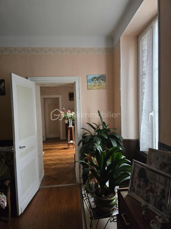 Maison ancienne - 220 m² - 9 pièces