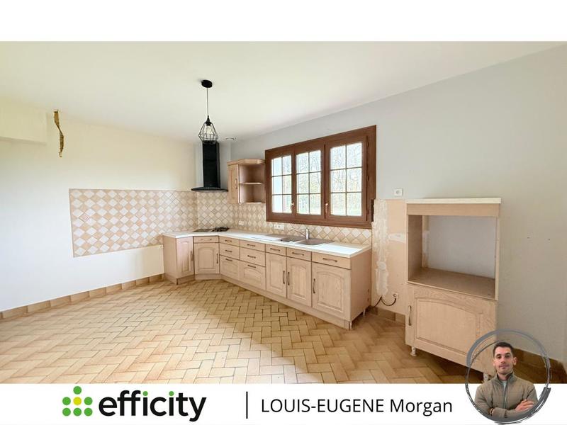 Maison - 99 m² - 5 pièces