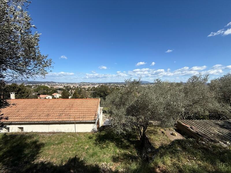 Maison - 93 m² - 4 pièces