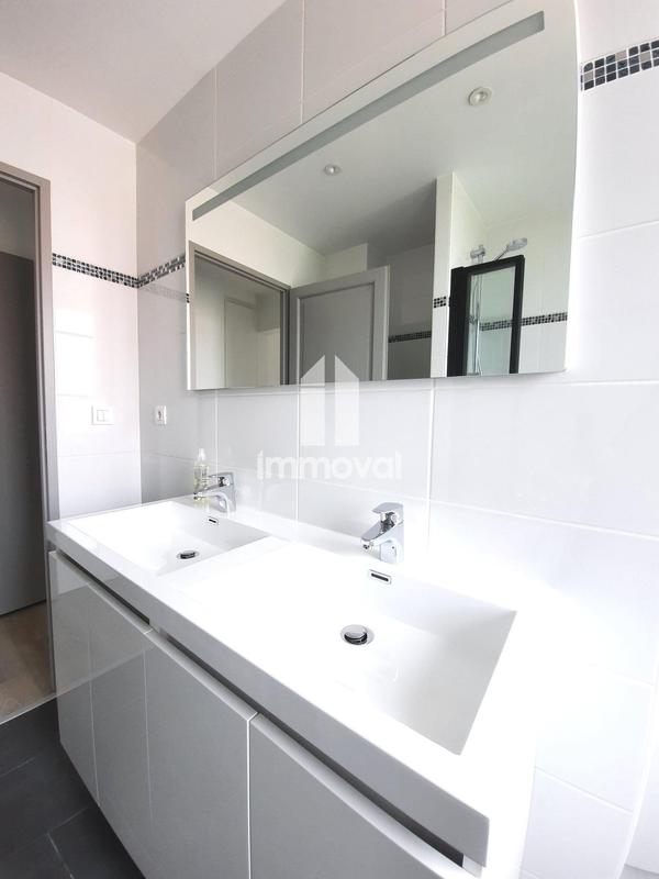 Appartement - 74 m² - 3 pièces