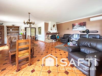 Maison - 235 m² - 6 pièces