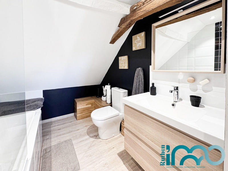 Maison ancienne - 145 m² - 6 pièces