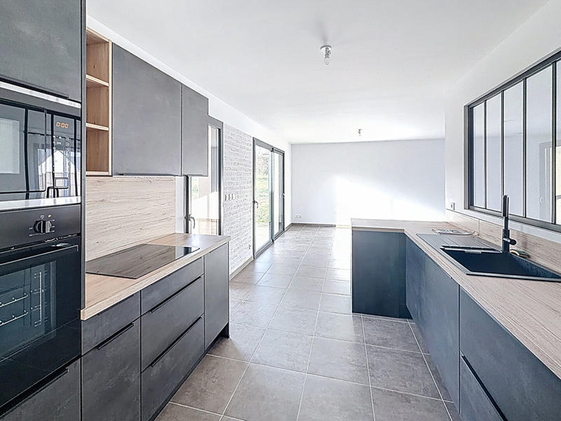 Maison - 120 m² - 5 pièces