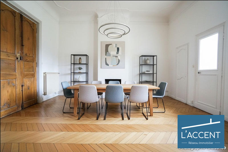 Appartement - 122 m² - 5 pièces