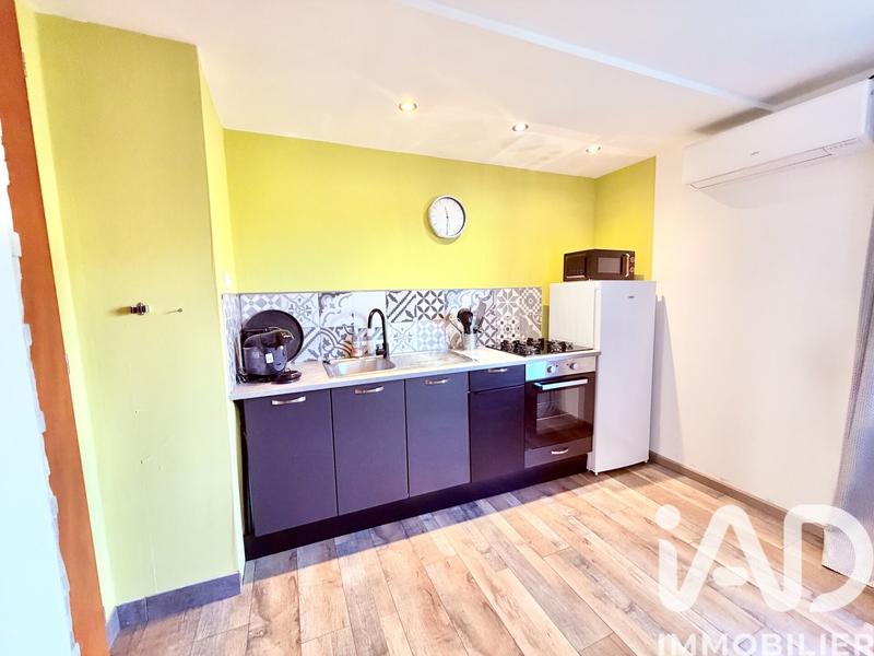 Maison - 280 m² - 15 pièces