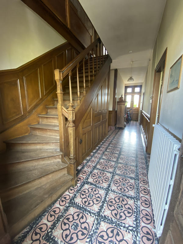 Maison - 122 m² - 7 pièces