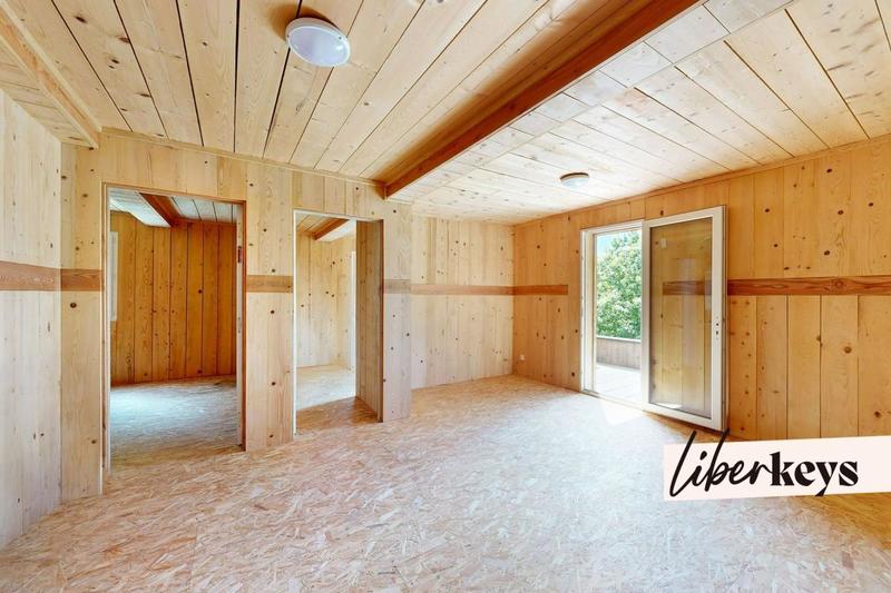 Maison - 225 m² - 7 pièces