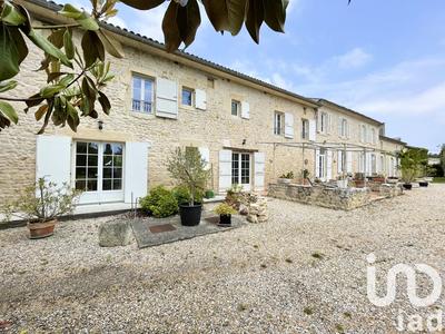 Maison - 540 m² - 15 pièces