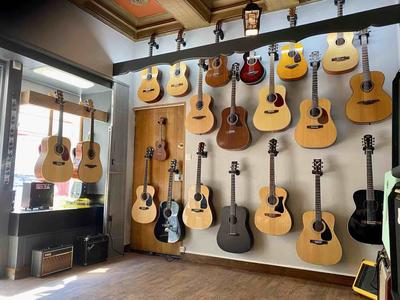 Guitare &amp; Basse- Shop