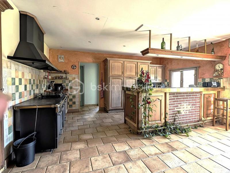 Demeure - 299 m² - 10 pièces