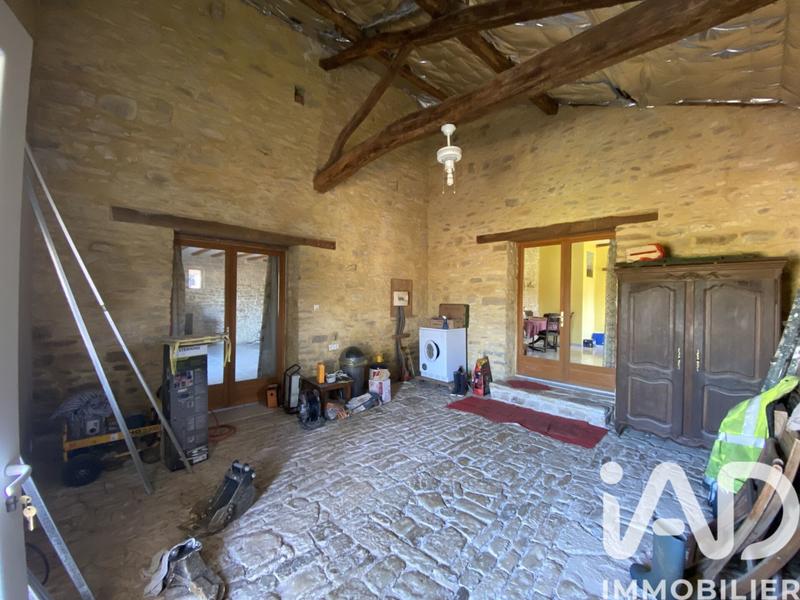 Maison de village - 341 m² - 10 pièces