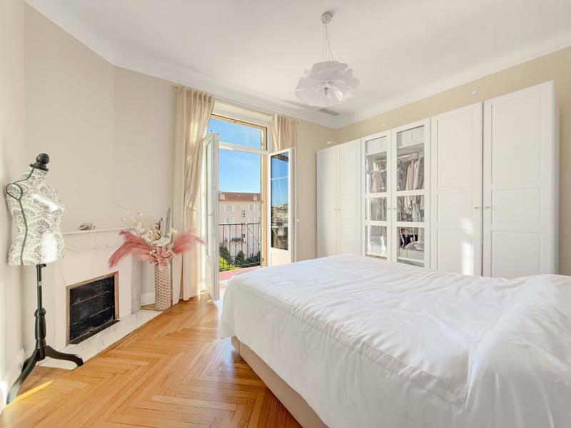 Appartement - 83 m² - 4 pièces