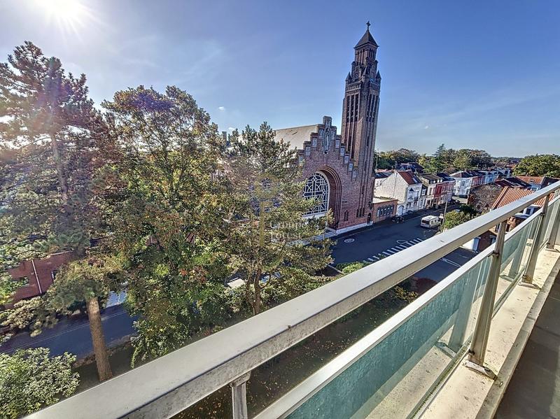 Appartement - 83 m² - 4 pièces