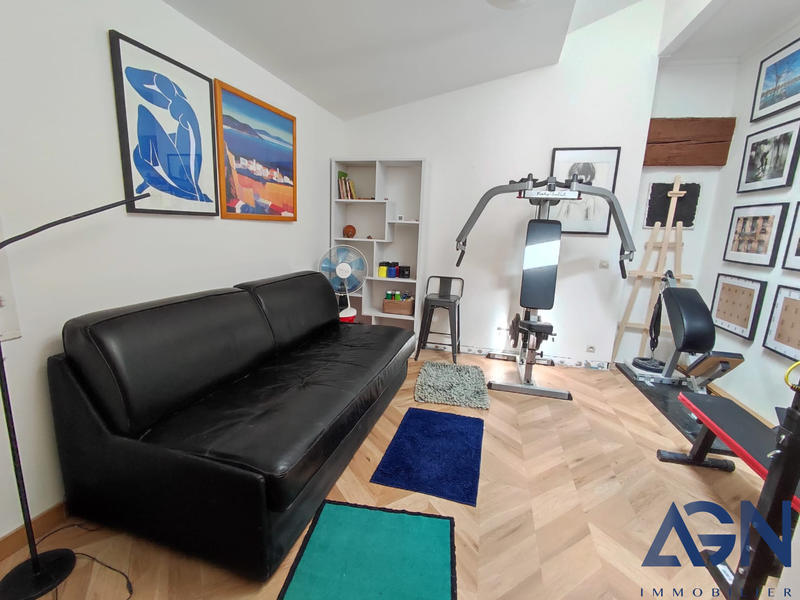 Appartement - 80 m² - 4 pièces