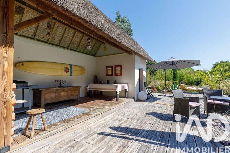 Maison - 193 m² - 6 pièces