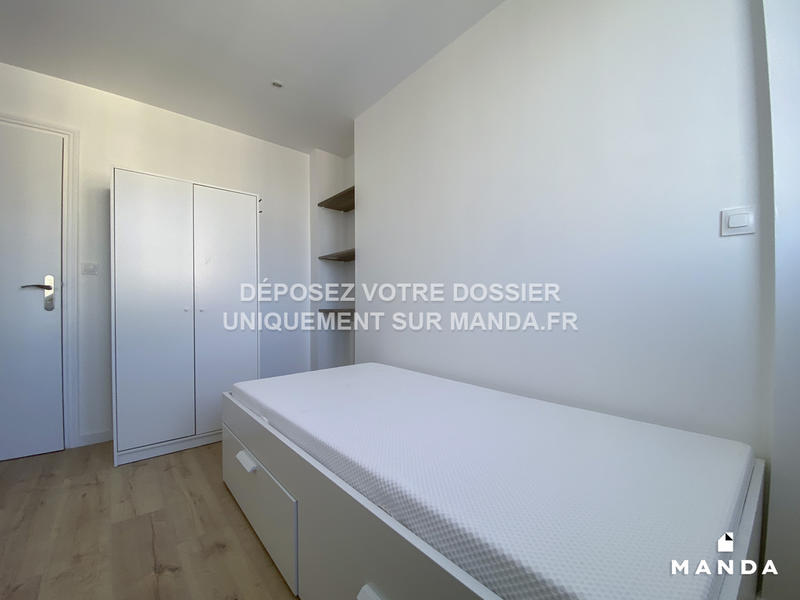 Chambre - 9 m² - 4 pièces