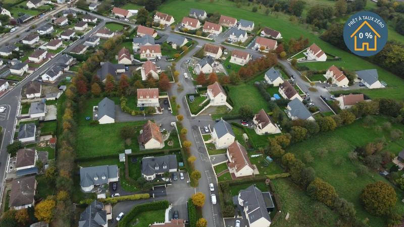 Terrain de lotissements - 1 075 m²