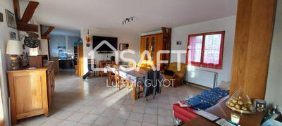 Maison - 140 m² - 6 pièces