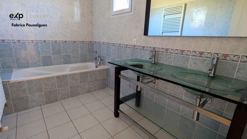 Maison - 157 m² - 6 pièces