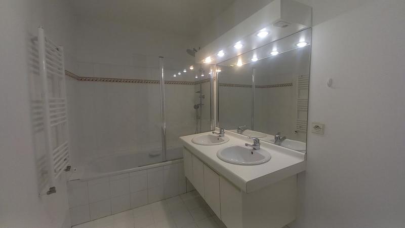 Appartement - 139 m² - 6 pièces