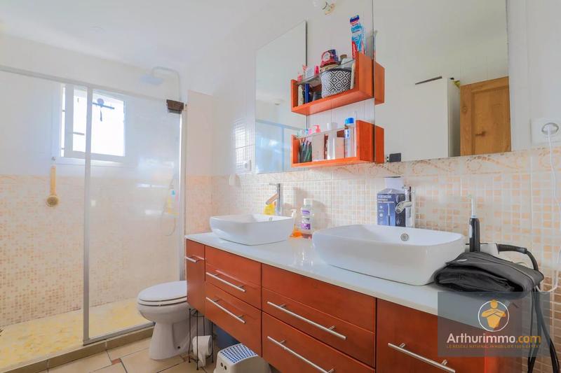 Maison - 122 m² - 7 pièces