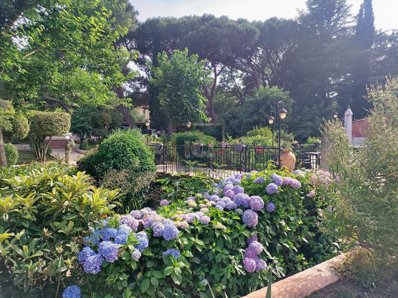 Villa - 560 m² - 15 pièces