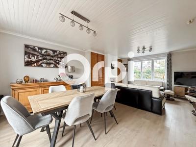 Maison - 138 m² - 6 pièces