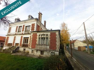 Maison - 291 m² - 10 pièces