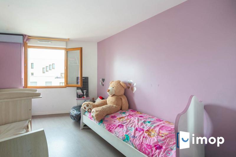 Appartement - 85 m² - 4 pièces