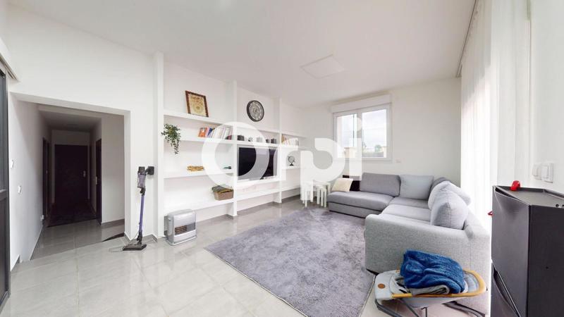 Appartement - 200 m² - 8 pièces