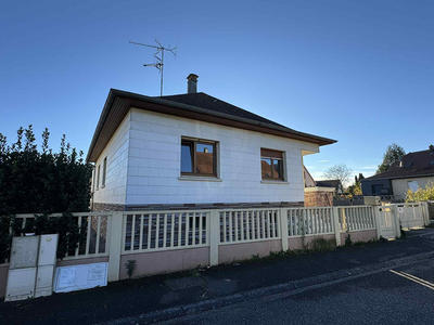 Maison - 100 m² - 5 pièces