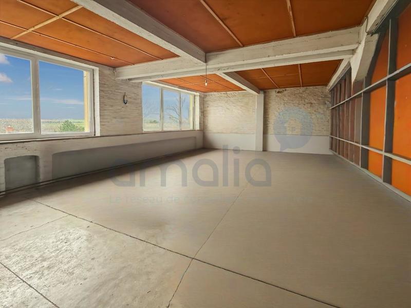 Maison - 369 m² - 11 pièces