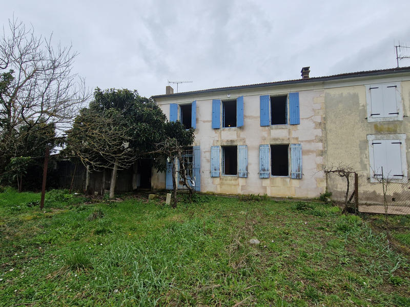 Maison - 95 m² - 4 pièces