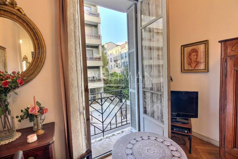 Appartement - 65 m² - 4 pièces