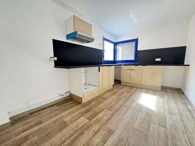 Maison - 104 m² - 5 pièces