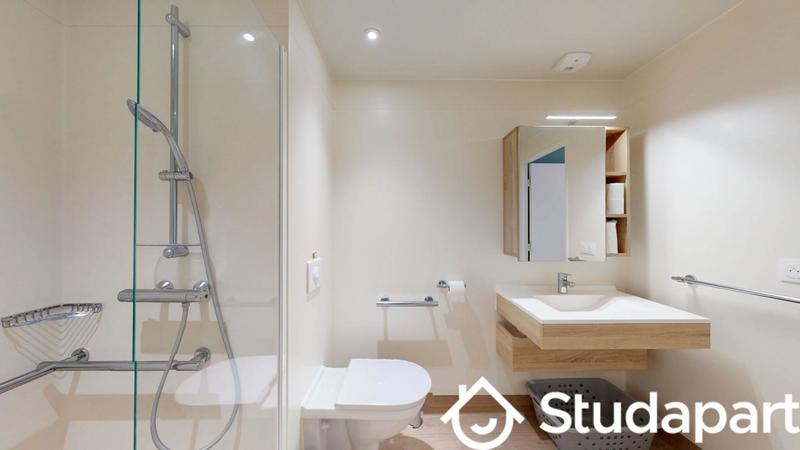 Chambre - 60 m² - 1 pièce