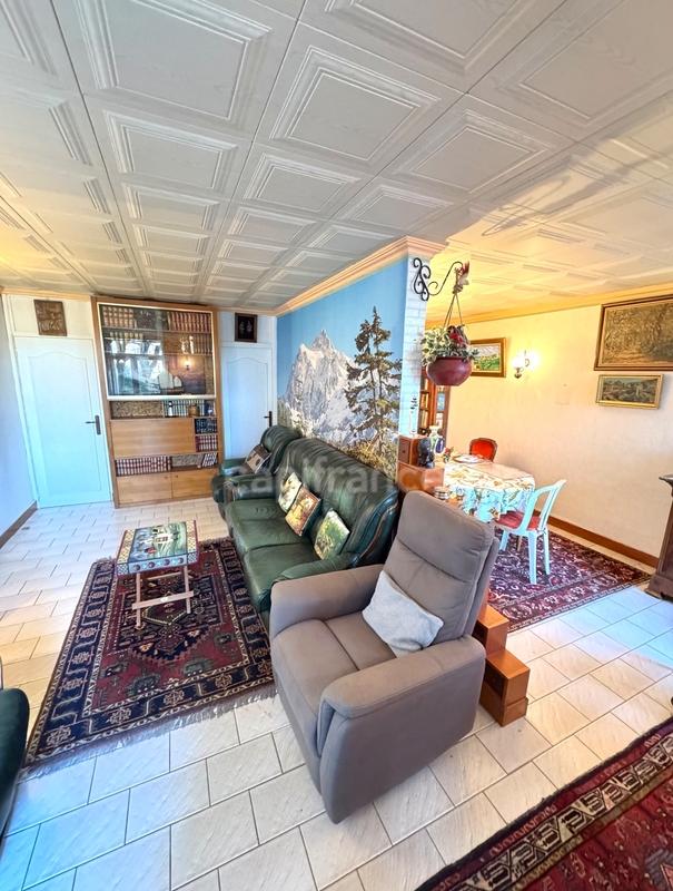 Appartement - 86 m² - 5 pièces