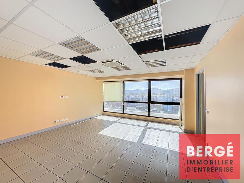 Bureau - 1 000 m²