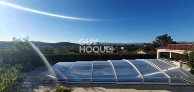 Maison - 220 m² - 7 pièces