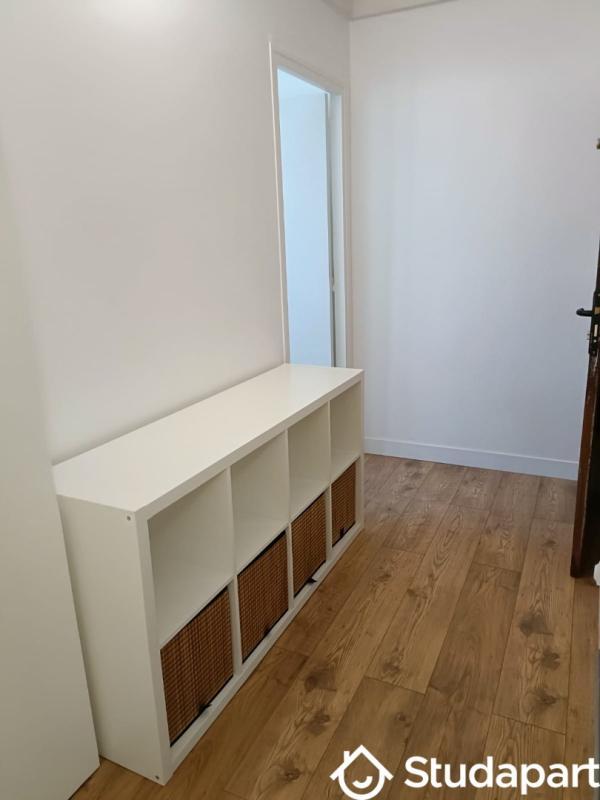 Chambre - 9 m² - 1 pièce