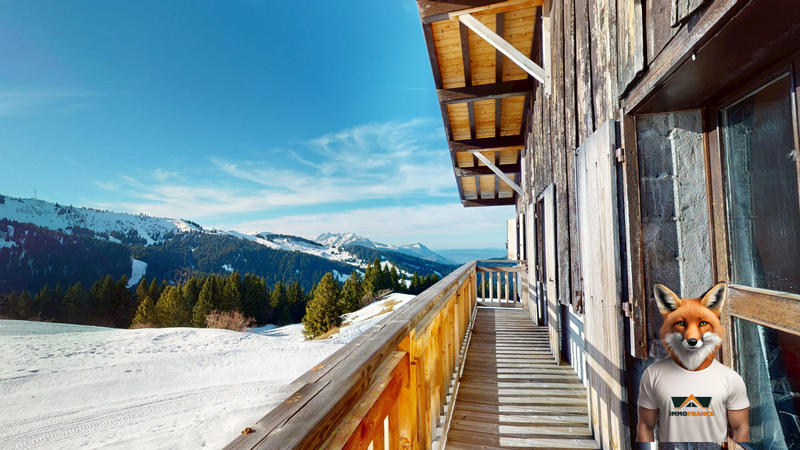 Local commercial - 1 017 m² - 28 pièces