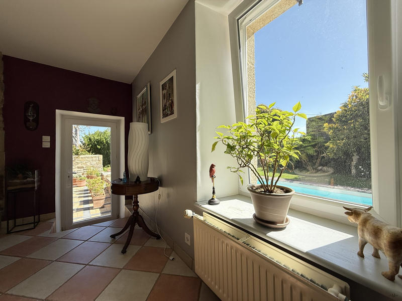 Maison - 270 m² - 6 pièces