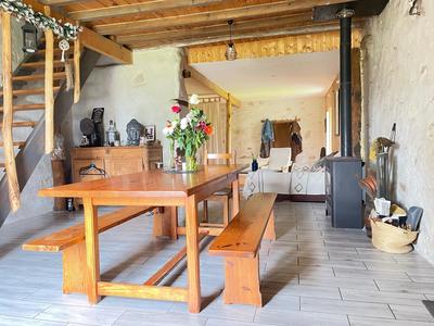 Maison - 168 m² - 4 pièces