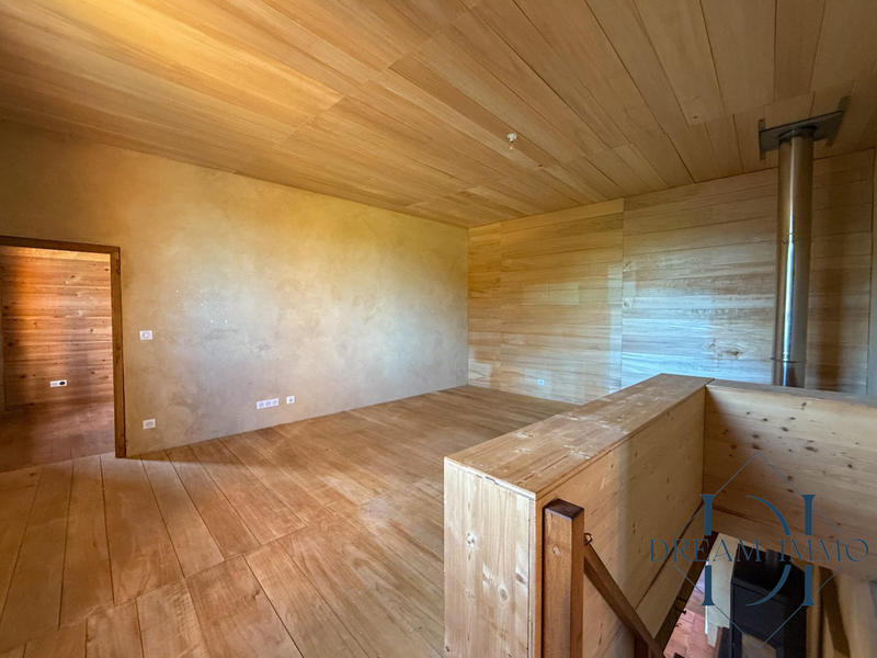 Maison - 196 m² - 5 pièces