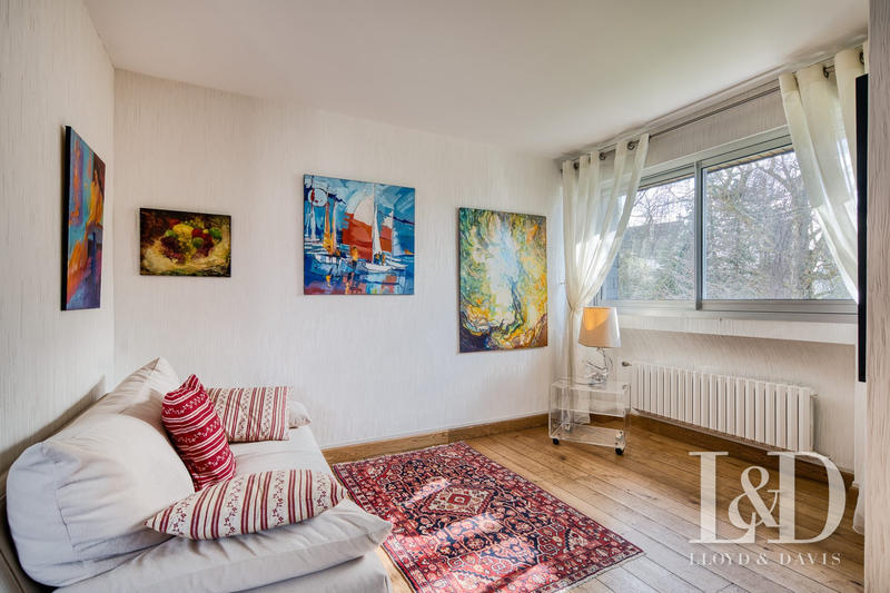 Maison - 213 m² - 7 pièces