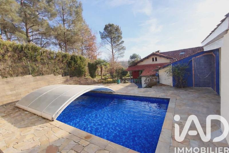 Maison - 151 m² - 6 pièces