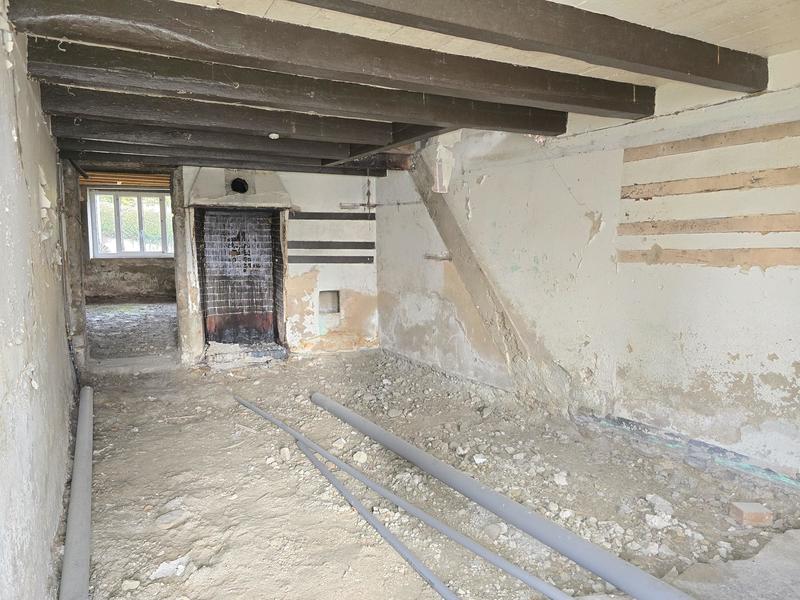 Grange - 299 m² - 11 pièces